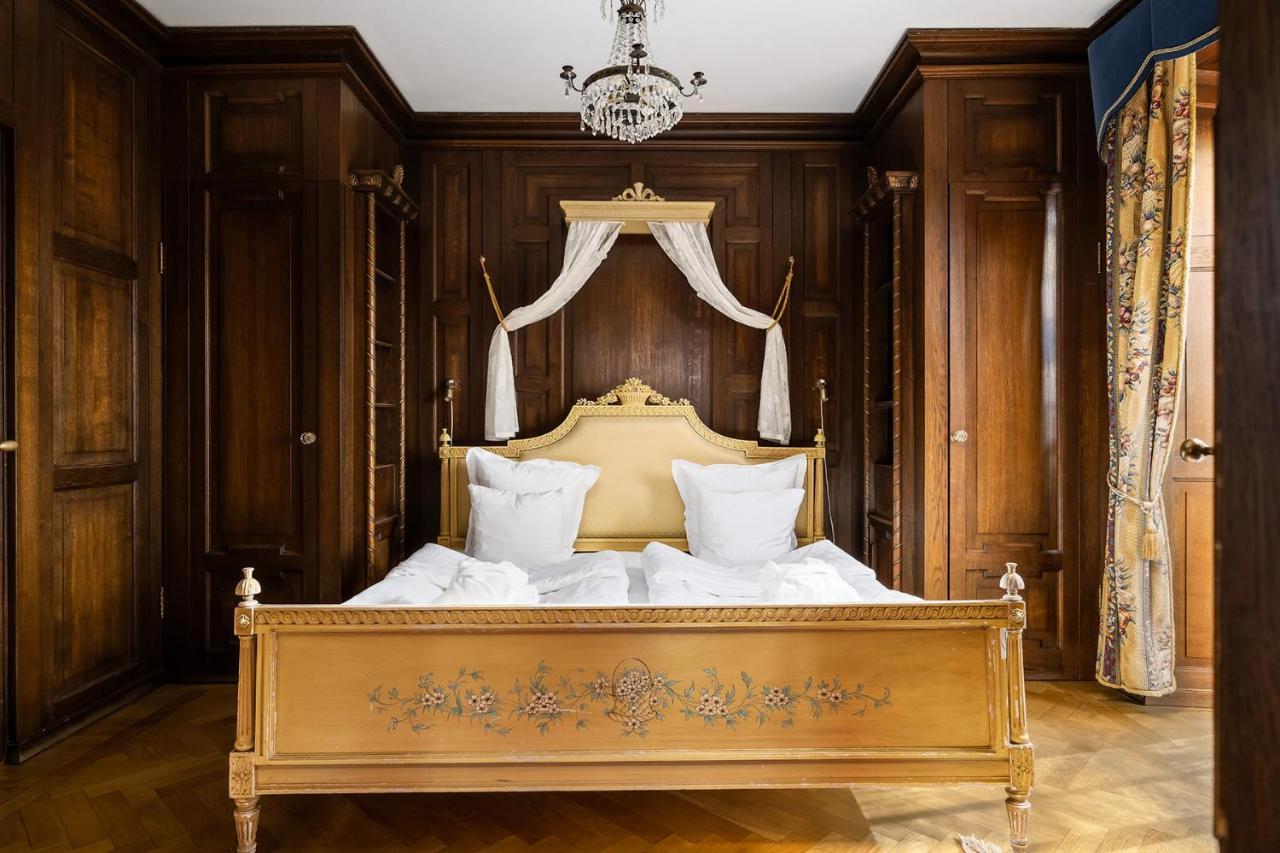 Готель Haeringe Slott Musko Havsbad Екстер'єр фото